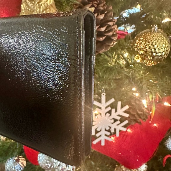 Chanel Bifold Leather Wallet - Picture 6 of 8